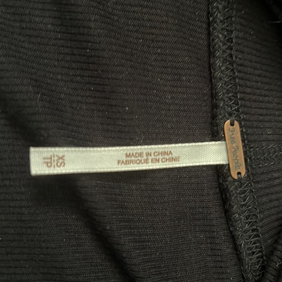 Free People Flowy Oversized V-Neck Top - Picture 3 of 5